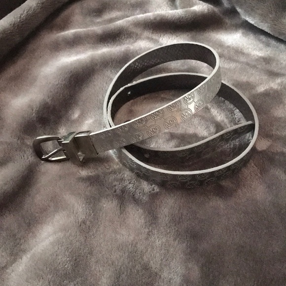 Michael Kors Silver Belt - Picture 1 of 1